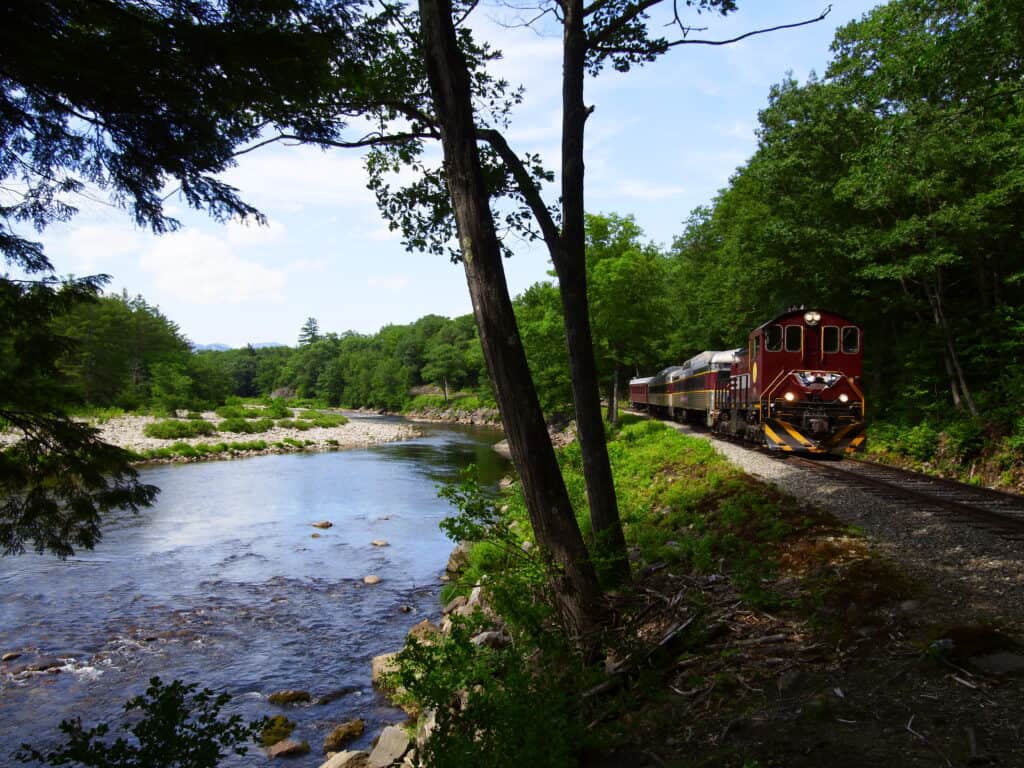 hobo railroad near pemigewasset river