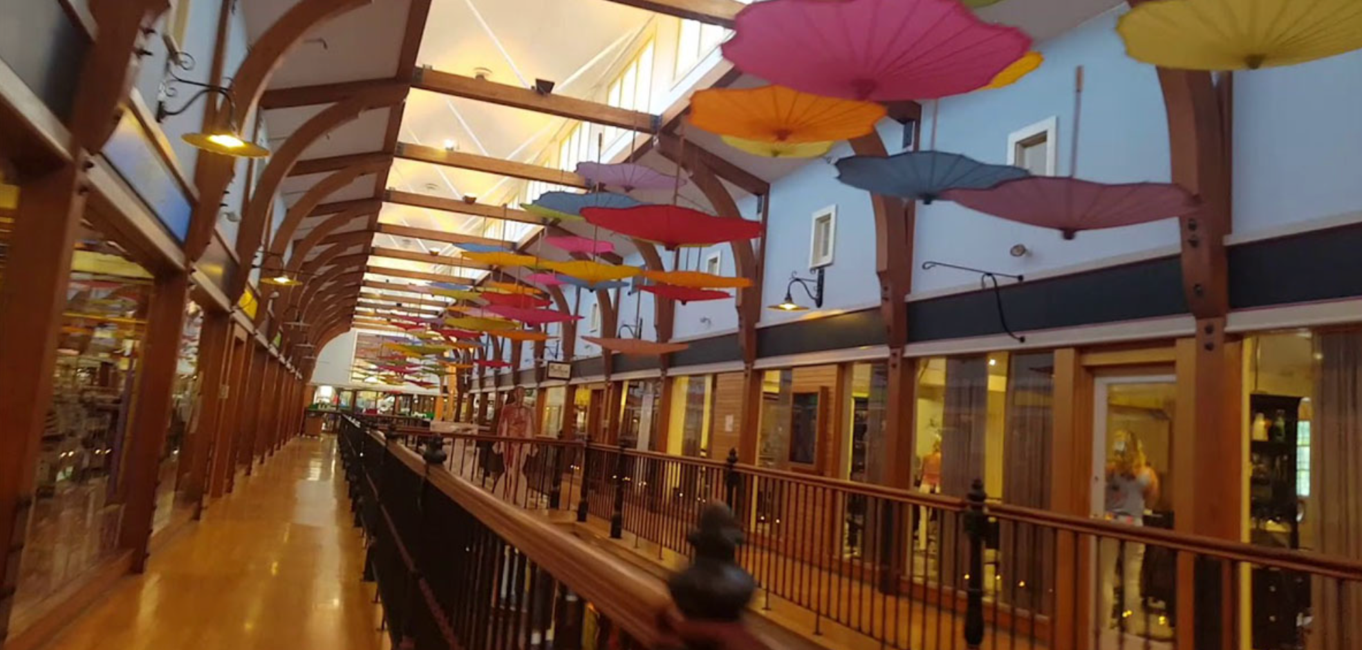 The 12 Best Shopping Malls and Outlets In New Hampshire Here In New