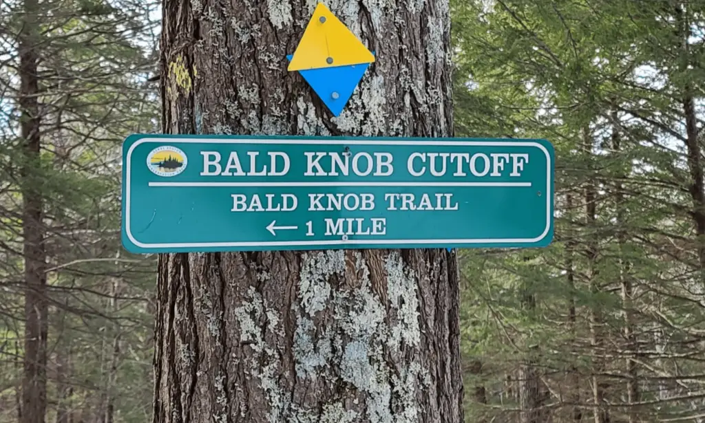 Bald Knob Cutoff Trail Sign NH